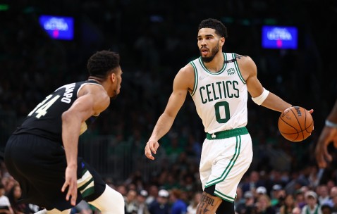 熊猫体育-字母哥在DWG比赛中挺进下一轮，挺进下一轮引发热议！的简单介绍